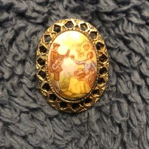 Vintage cameo brooch